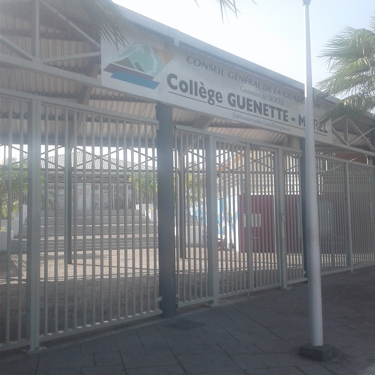 Collége De Guenette  