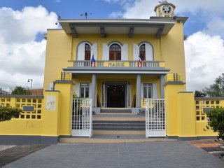 Mairie Petit-Canal