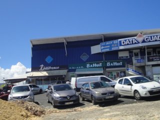 Magasin Baie-Mahault 8 à Huit Jarry