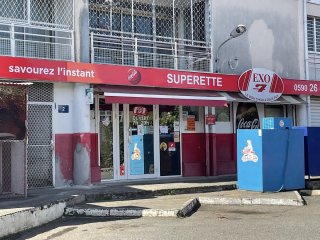 Magasin Baie-Mahault Exo 7 la Belle Cour