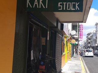 Bazar Kaki Stock