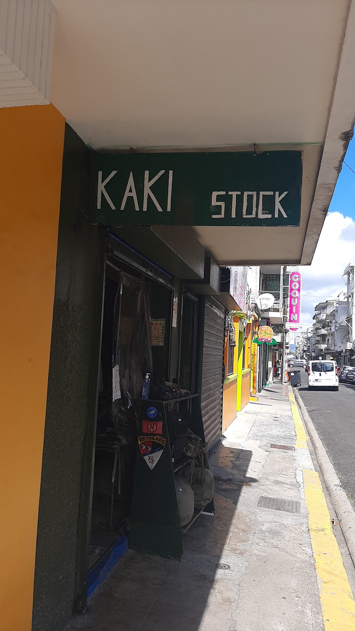Kaki Stock