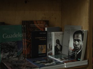 Magasin Pointe-à-Pitre Librairie Papeterie Monde à Lire