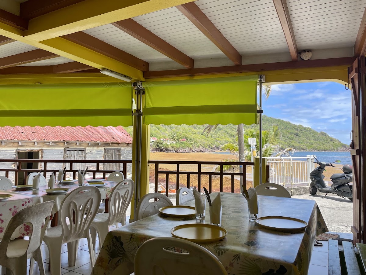 Restaurant Chez Eugenette Les Saintes