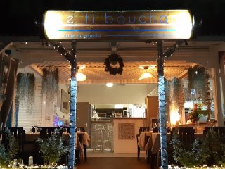 Français Le Ti Bouchon Saint François