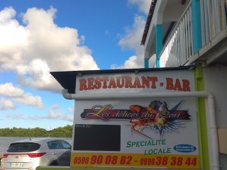 Créole Restaurant Les Délices du Port Morne-à-l'Eau