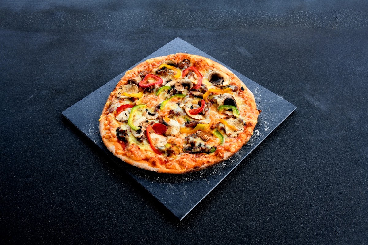 Racoon Pizza Les Abymes