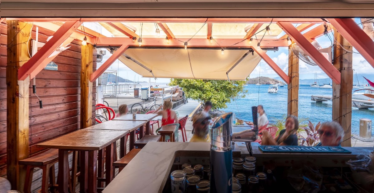 Restaurant Chez Les Filles Fwi Les Saintes