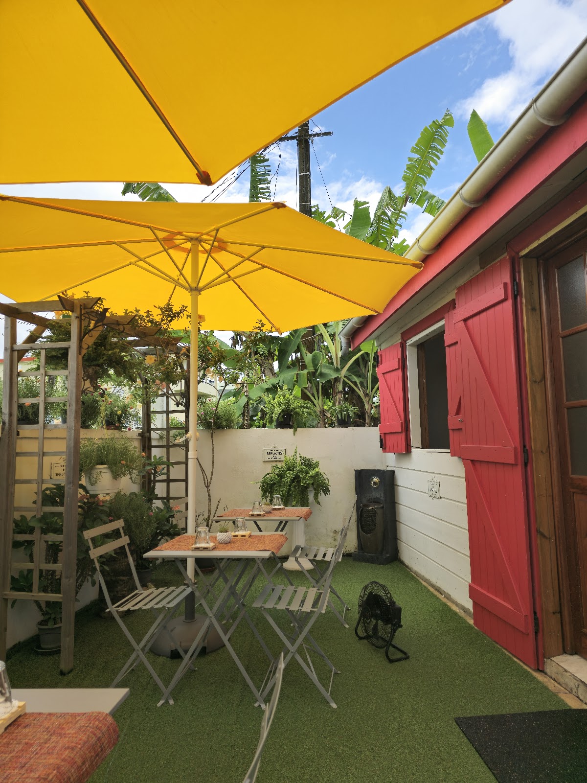 Restaurant JS The Garden Baie-Mahault