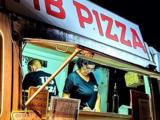Pizzeria Tib Pizza