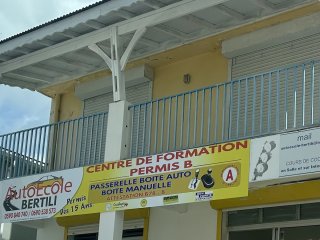 Auto-école Auto Ecole Benoist  Gosier
