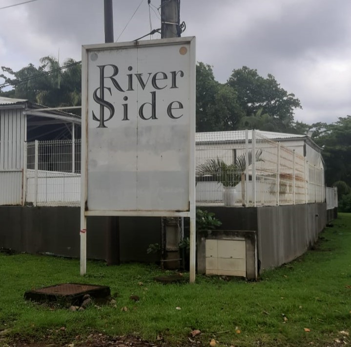 Le River Side